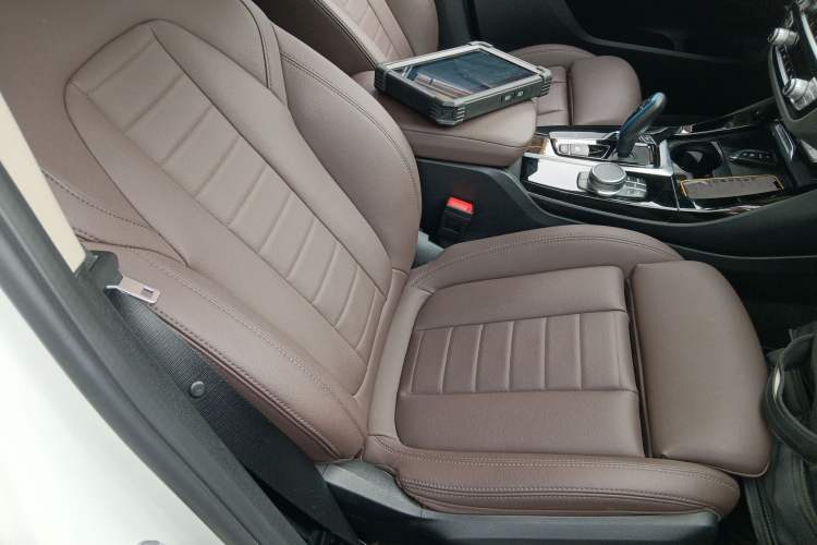 Used BMW iX3 2021 Updated Leading Edition
