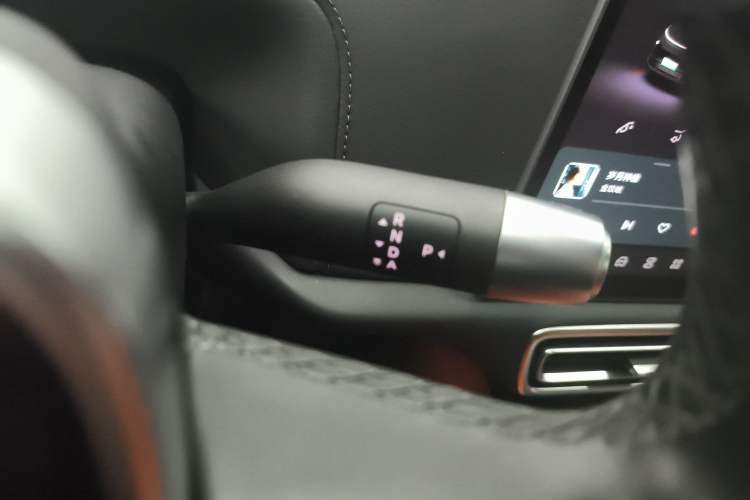 Used Li Auto L9 2022 Max model
