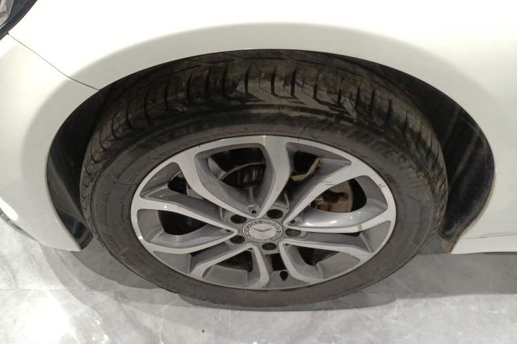 Used Mercedes-Benz C-Class 2015 C 200 L Sport Edition