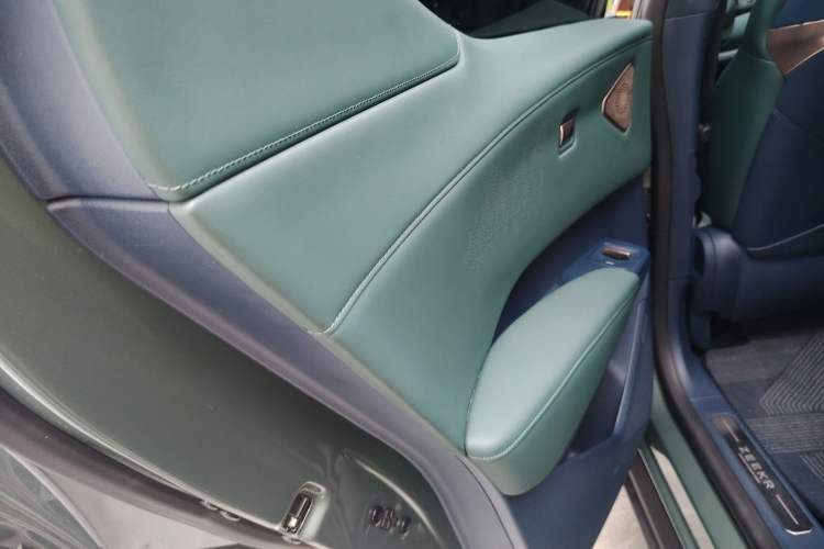 Used Zeekr X 2023 Four-Wheel-Drive YOU Edition 5 Seats
