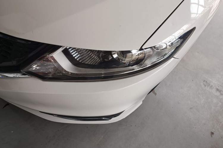 Used Honda Jade 2014 1.8L Automatic Comfort Elite Version 5 Seats