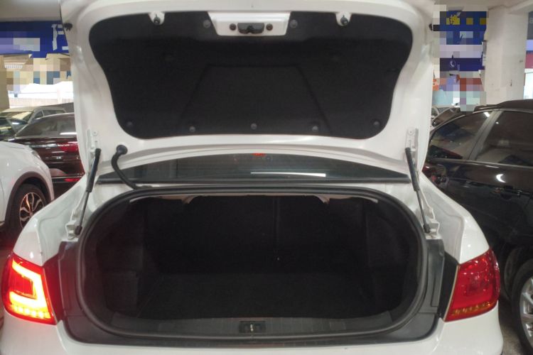 Used Peugeot 408 2013 1.6L Manual Comfort Edition