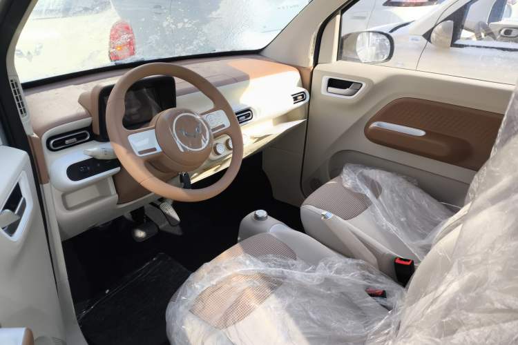 Used Wuling Hongguang MINIEV 2024 3rd Generation 215km Youth Edition
