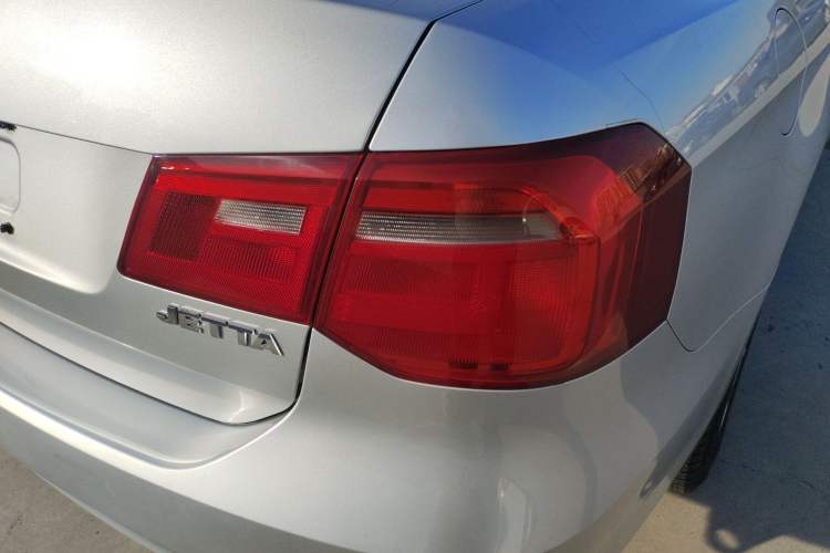 Used Volkswagen Jetta 2015 Zhihui Edition 1.4L Manual Comfort Model
