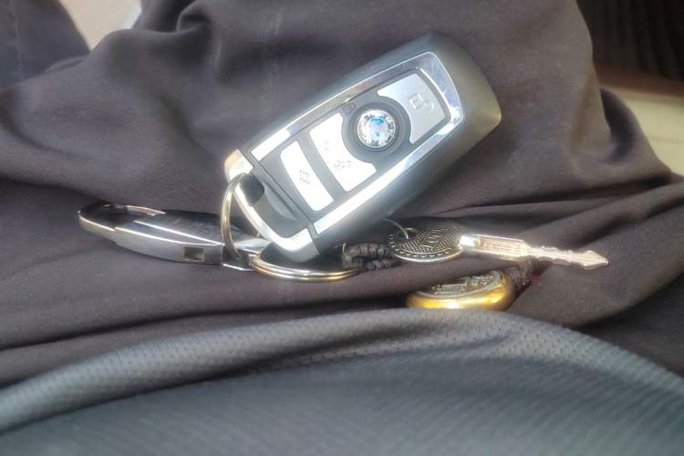 Used BMW 5 Series 2014 525Li Luxury Design Package
