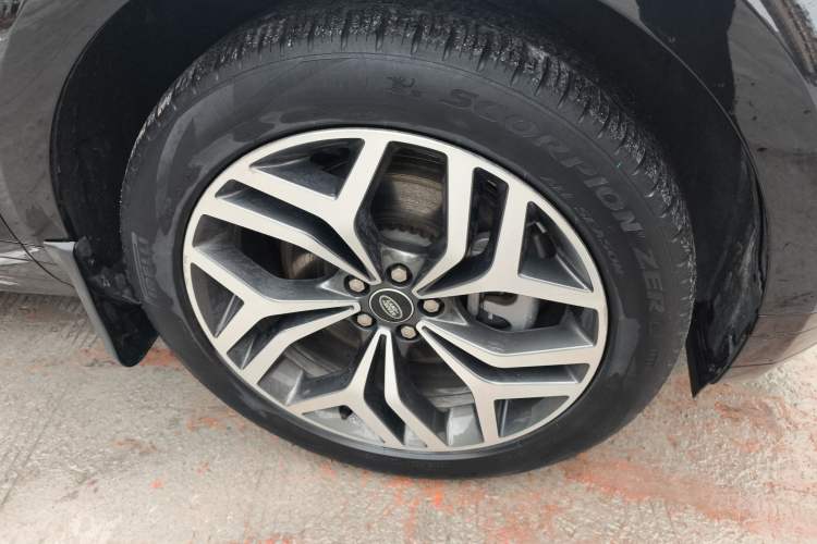 Used Land Rover Range Rover Evoque New Energy 2022 Aurora L P300e Plug-in Hybrid Electric Version