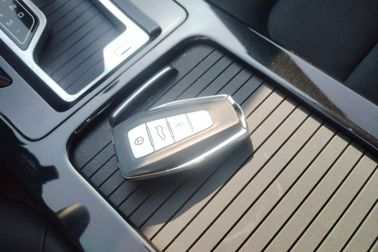 Used Geely Auto Emgrand GL 2020 1.4T CVT Luxury Model