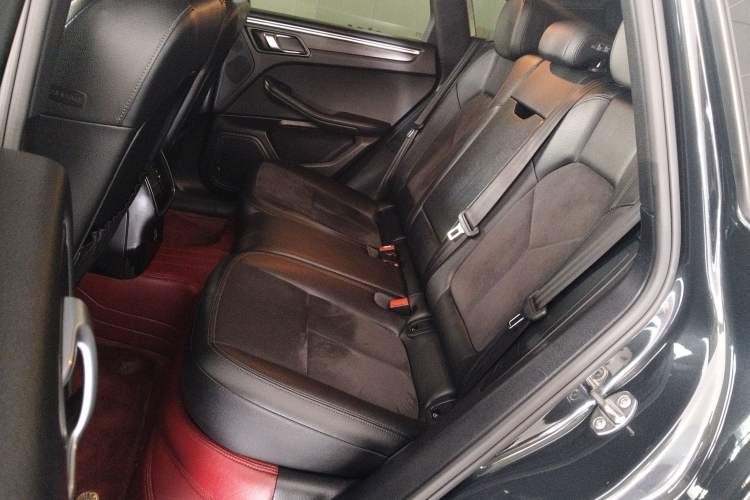 Used Porsche Macan 2018 Macan 2.0T