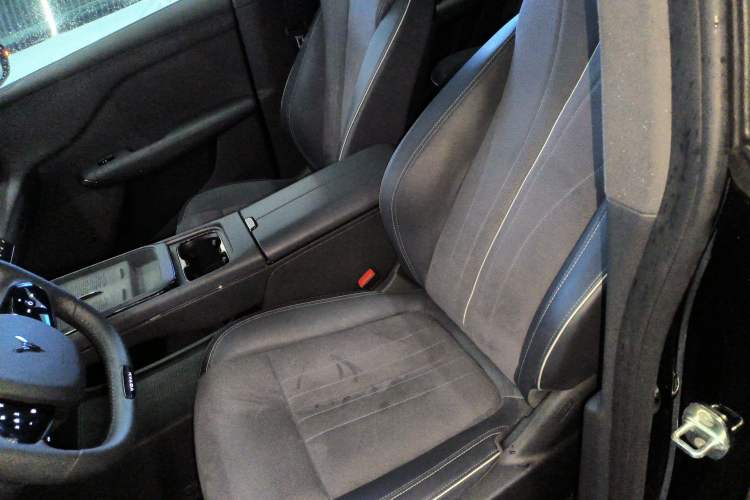 Used VOYAH COURAGE 2024 Four-Wheel Drive Global Edition