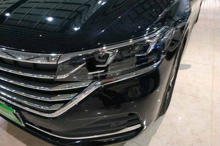 Used Volkswagen Viloran 2023 380TSI Luxury Edition
