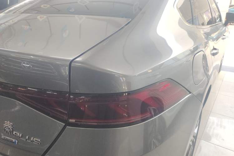 Used BYD Qin PLUS 2021 EV 400KM Luxury Model
