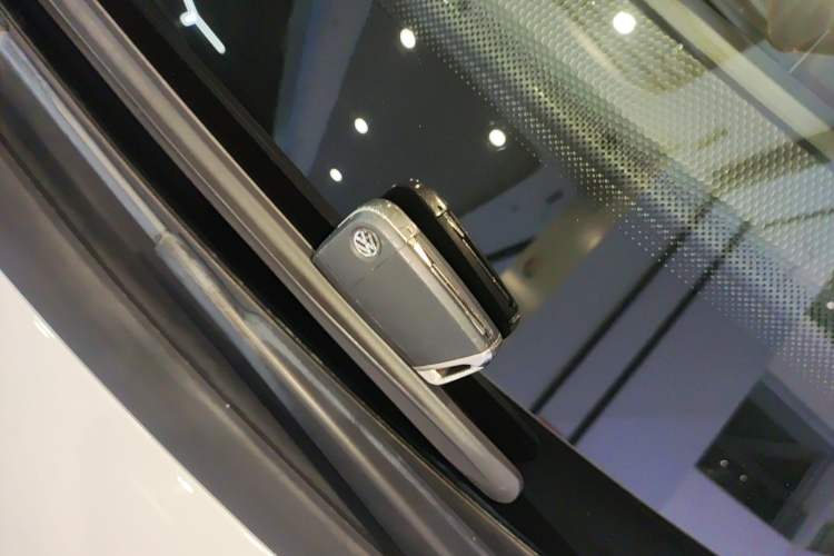 Used Volkswagen Tiguan L 2018 330TSI Automatic Two-Wheel Drive Luxury Edition
