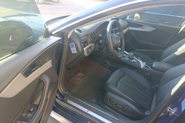 Used Audi A5 2017 Sportback 40 TFSI Fashion Model
