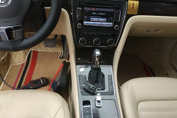 Used Volkswagen Passat 2014 1.8TSI DSG Prestige Edition
