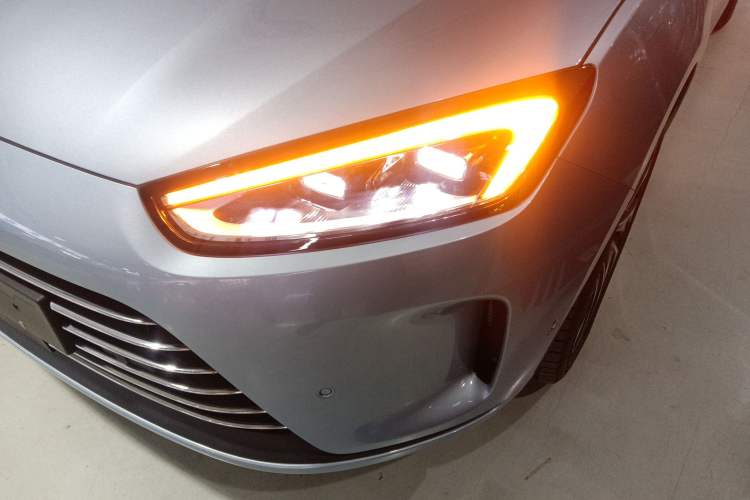 Used Hima AITO M5 2023 Extended-Range Four-Wheel Drive Intelligent Driving Version
