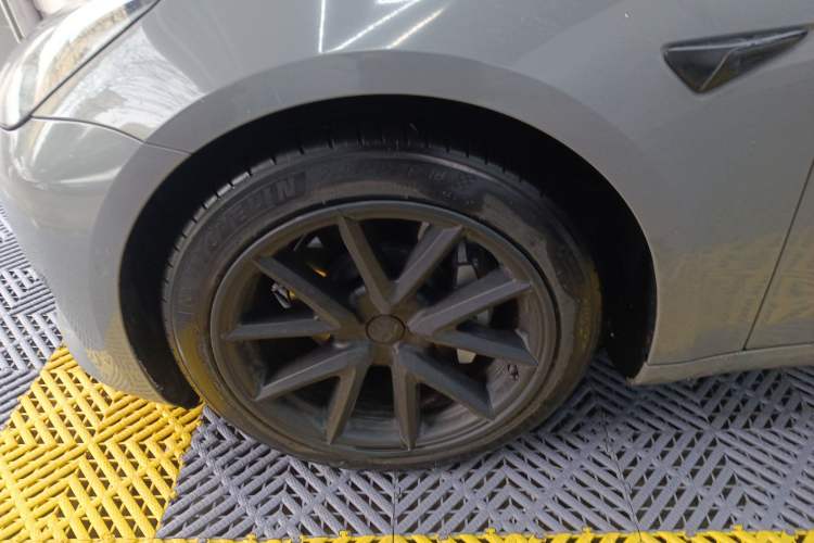 Used Tesla Model 3 2022 Rear-Wheel-Drive Version
