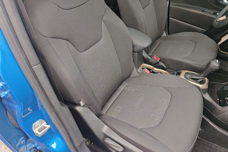 Used  Renegade 2017 180T Automatic High-Energy Version
