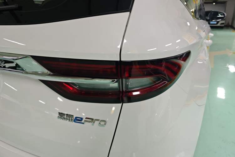 Used Geely Auto Jiajie New Energy 2022 1.5TD PHEV Platinum Deluxe Edition
