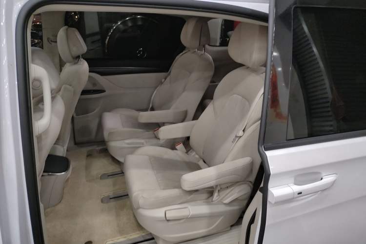 Used Buick GL8 2023 ES Lu Zun Comfort Model
