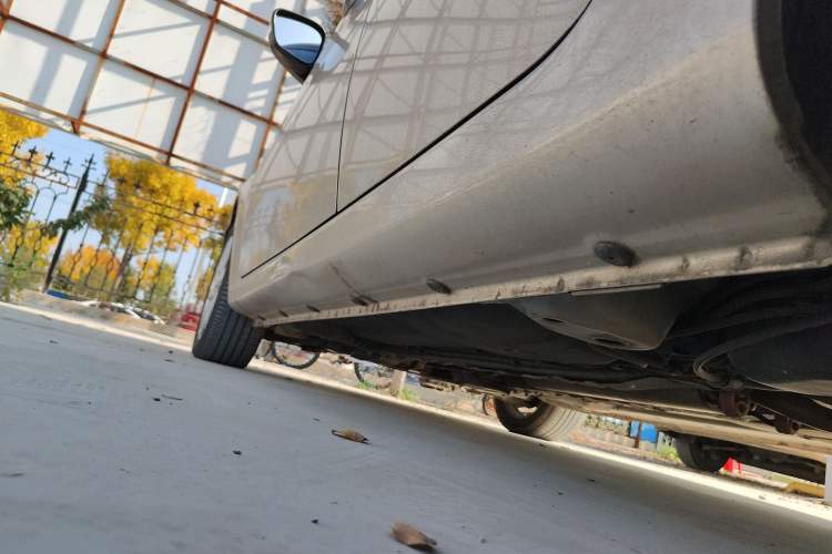 Used Roewe 350 2014 1.5L Automatic Xunyue Version
