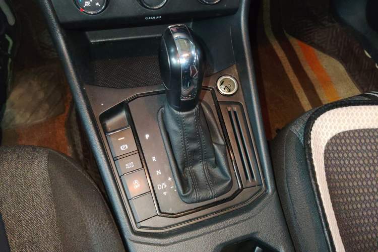 Used Volkswagen Lavida 2019 1.5L Automatic Fashion Edition China VI
