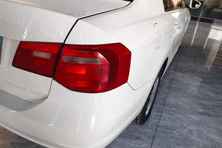 Used Volkswagen Jetta 2015 Value Edition 1.6L Automatic Fashion Version
