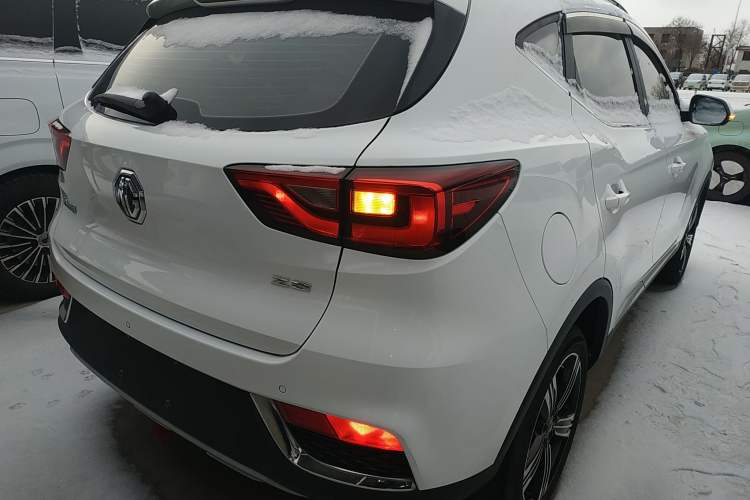 Used MG ZS 2019 1.5L Manual 65-inch Giant-Sized Sunroof Global Edition China VI Standard