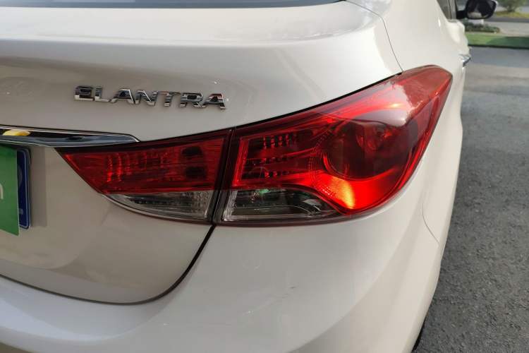 Used Hyundai Elantra 2015 1.6L Automatic Leading Model