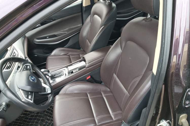 Used Changan Raeton CC 2018 1.5T Automatic Elegant Version China V Standard
