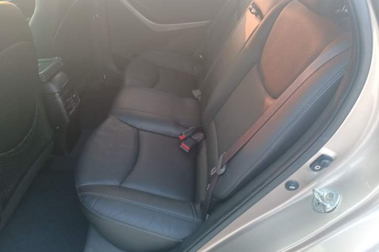 Used Hyundai Elantra 2013 1.6L Automatic Luxury Model