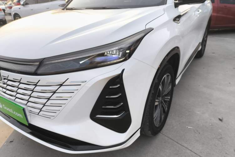 Used Changan CS75 PLUS 2024 3rd Generation Champion Edition 2.0T Intelligent Drive Performance Model
