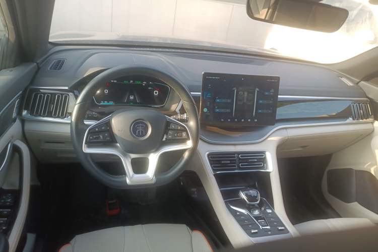 Used BYD Song PLUS New Energy 2021 EV Flagship Model
