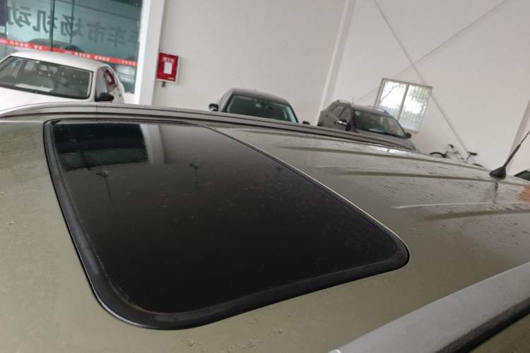 Used Changan CS75 2014 1.8T Automatic Elite Model China IV Standard
