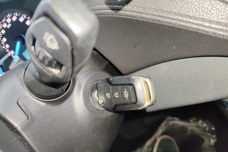 Used Ford Escort 2017 Happiness Edition 1.5L Automatic Fashion Version