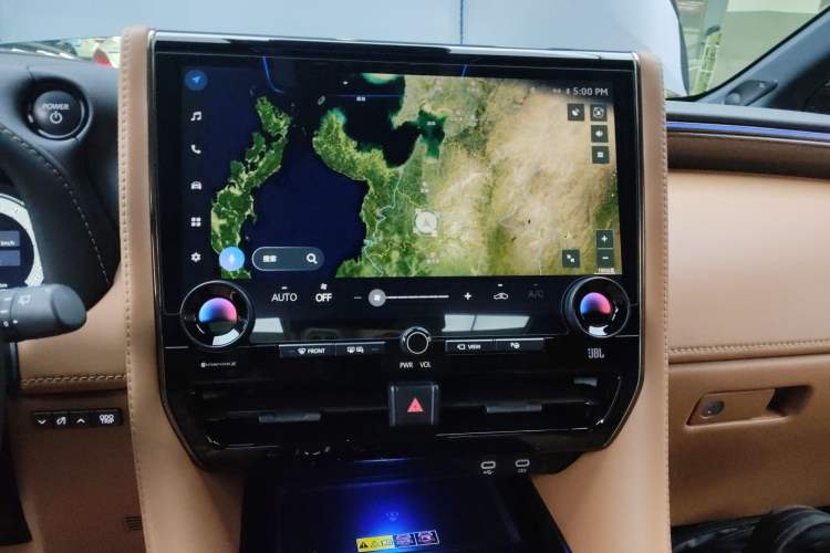 Used Toyota Alphard 2024 Dual-Engine 2.5L Deluxe Edition
