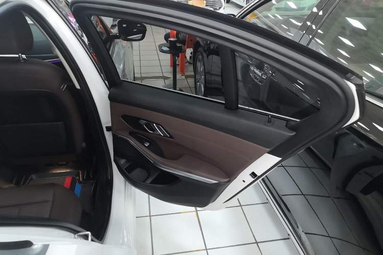 Used BMW 3 Series 2020 Facelifted 325i M Sport Package
