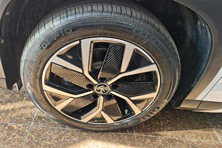 Used BYD Song L DM-i 2025 Intelligent Driving Version 160 km Beyond-Range Type