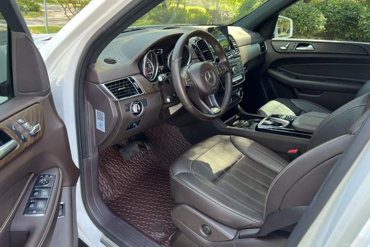 Used Mercedes-Benz GLE 2017 GLE 400 4MATIC
