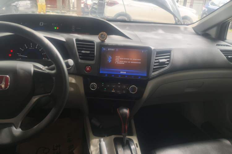 Used Honda Civic 2014 1.8L automatic comfort version
