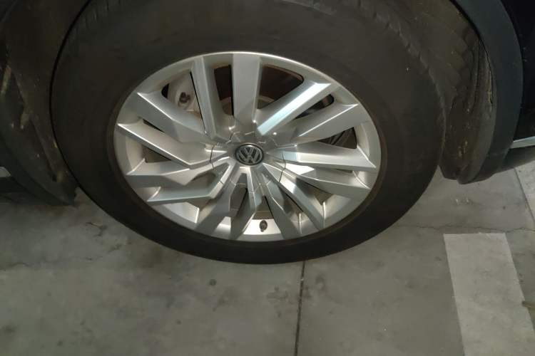 Used Volkswagen Touareg 2019 2.0TSI Ruiyi Edition China VI Standard
