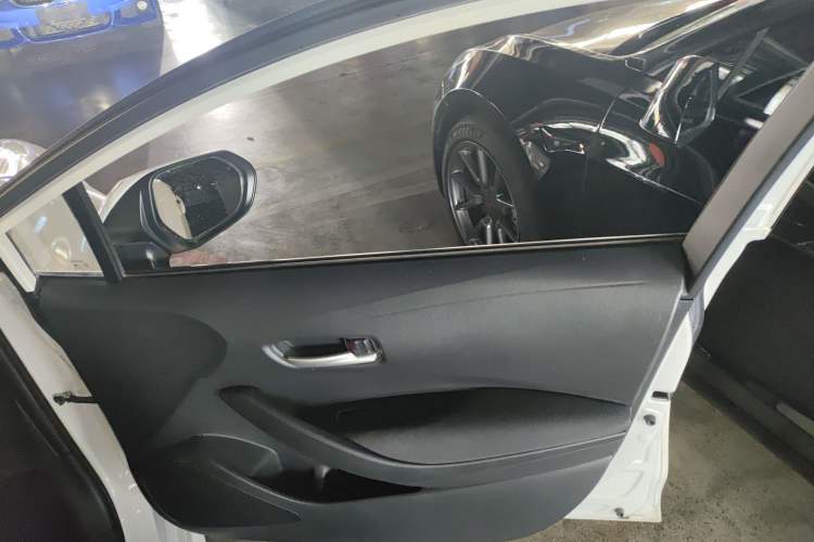 Used Toyota Levin 2022 Facelift TNGA 1.5L CVT Progressive Edition
