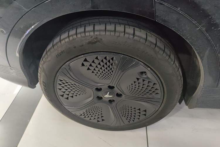 Used VOYAH COURAGE 2024 Four-Wheel Drive Global Edition
