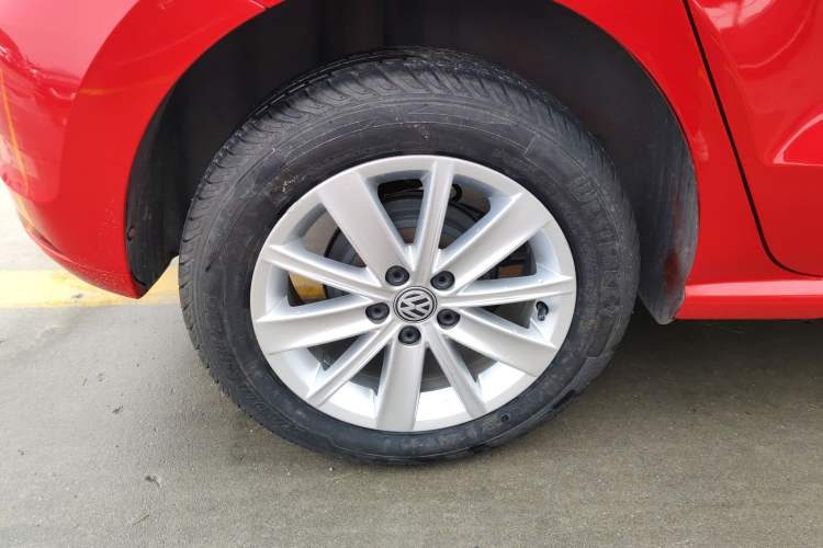 Used Volkswagen Polo 2014 1.6L Automatic Comfort Edition