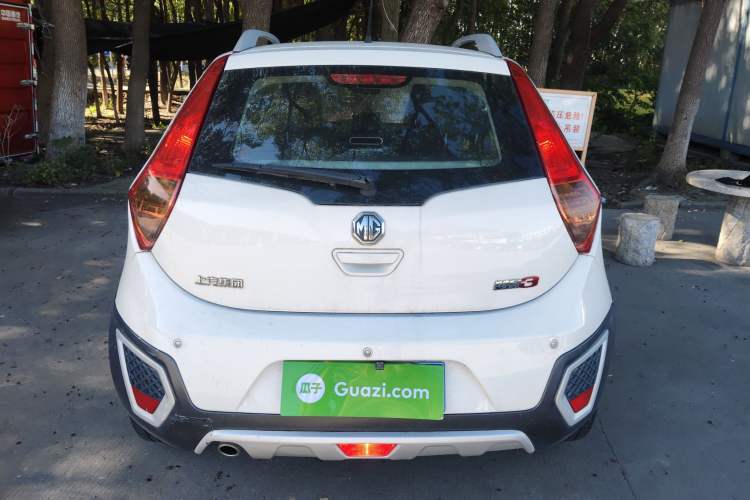 Used MG 3SW 2015 1.5L AMT Elite Version
