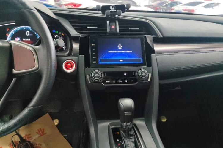 Used Honda Civic 2021 HATCHBACK 220TURBO CVT New Trendsetter