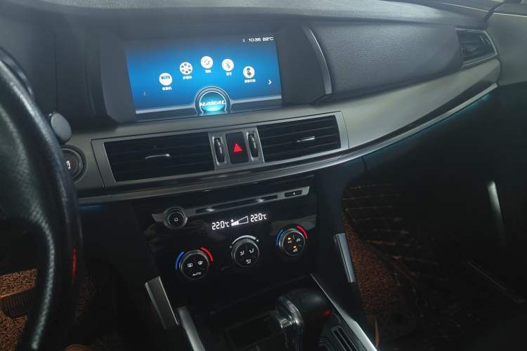 Used Haval H7 2016 Blue-Label H7 2.0T Automatic Luxury Model
