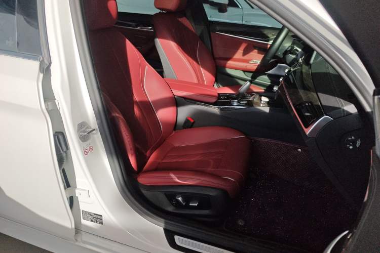 Used BMW 5 Series 2021 525Li M Sport Package
