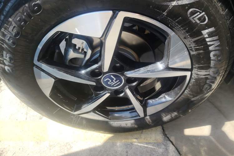 Used BYD Yuan UP 2025 Intelligent Driving Version 401 km Beyond-Range Edition