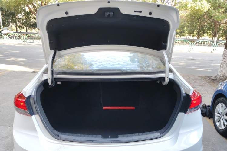 Used Hyundai Elantra 2019 1.5L CVT ZhiXuan – Elite Version