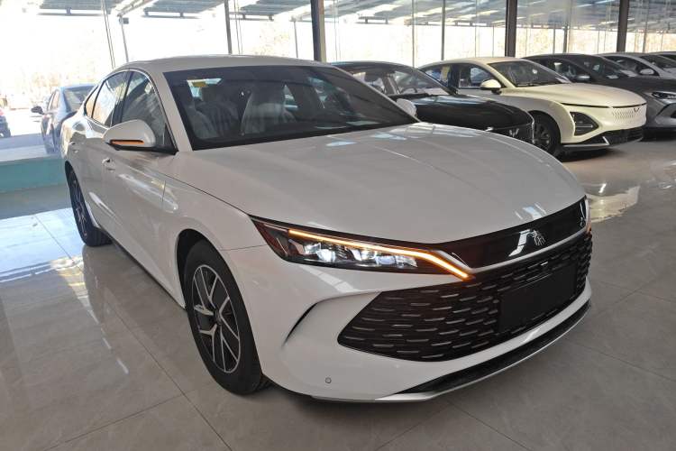 Used BYD Qin L 2024 DM-i 80KM Beyond Model
